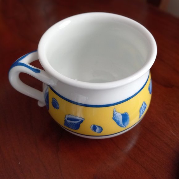 Chase Costa Azzurra Pots de Creme. Blue, Yellow & White. Lynn Chase Designs 1988 - Picture 5 of 13